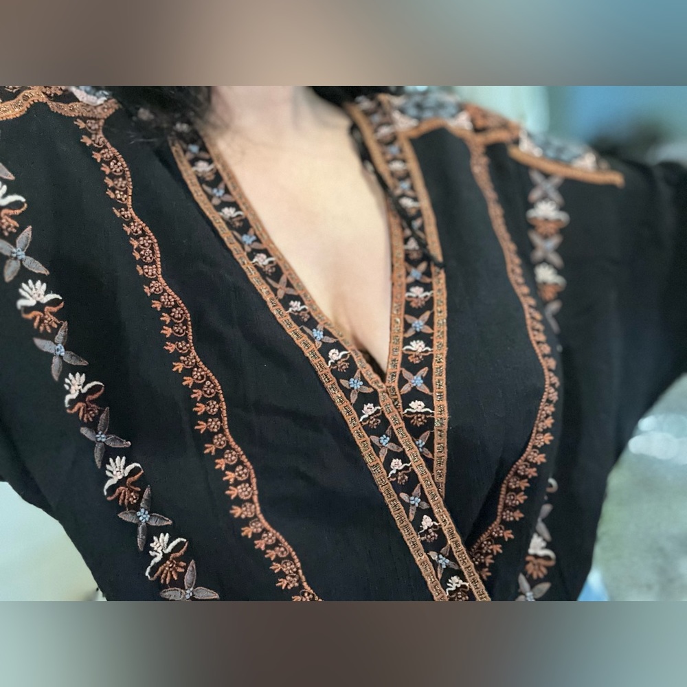 Free People Black Embroidered V-Neck Peasant Blouse - Picture 5 of 6